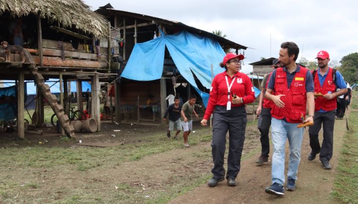 Visita a Canaán Membrillo (imagen facilitada por CRP). 3